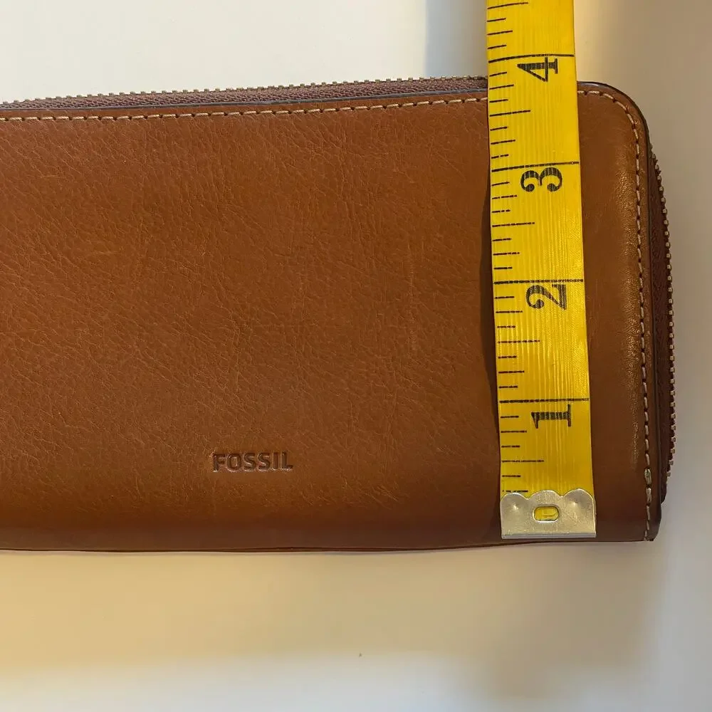 Fossil Leather Zip Around Wallet Womens Brown Card Holder Purse
